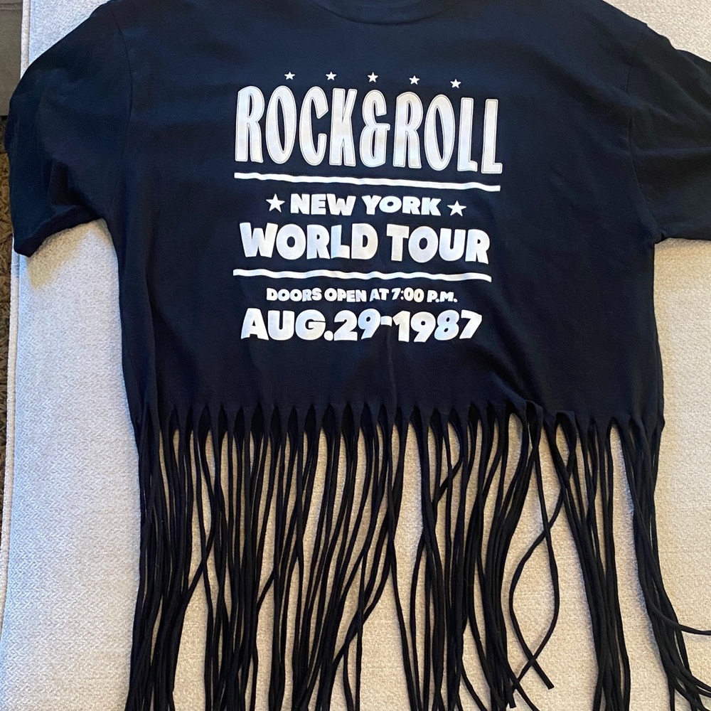 Small tshirt fringe